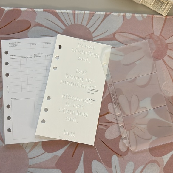 Moterm Luxe Ring Planner in Personal size with inserts, dashboards & dividers - Picture 14 of 15